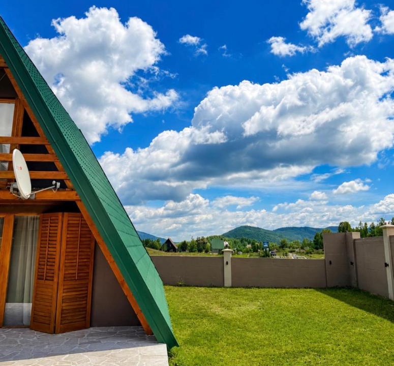Tepacko Polje House | Holiday Home Stefani Spacious Mountain House near Durmitor 3 Bedrooms Private Parking