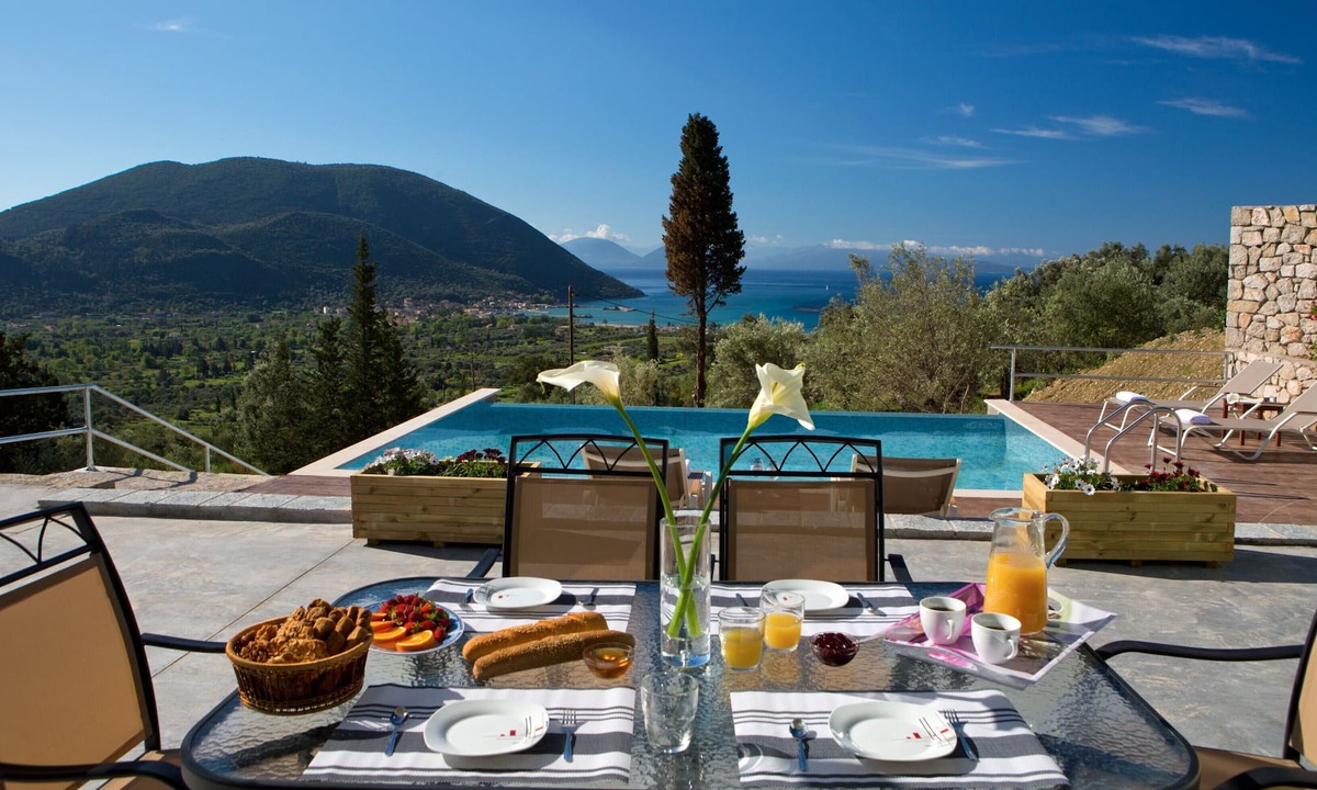 Evgiros Villa | Horizon Villa Anna with stunning sea view close to Blue Flagged beach Ponti