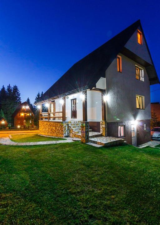 Zabljak Hostel | Hostel Highlander