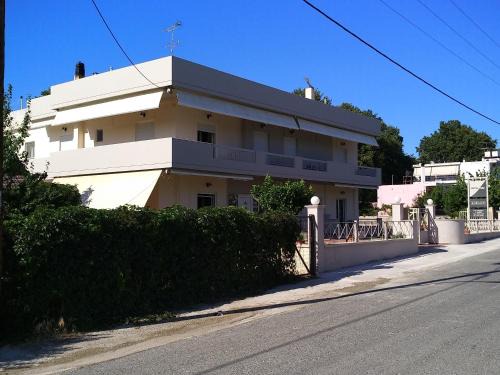 Edipsos Apartment | Hotel Aki