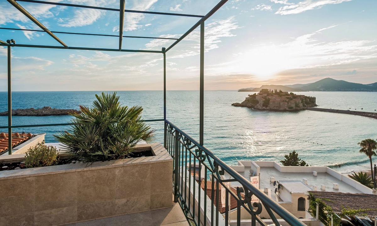Sveti Stefan Hotel | Hotel Azimut