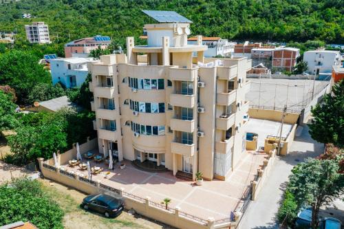 Canj Hotel | HOTEL DANA