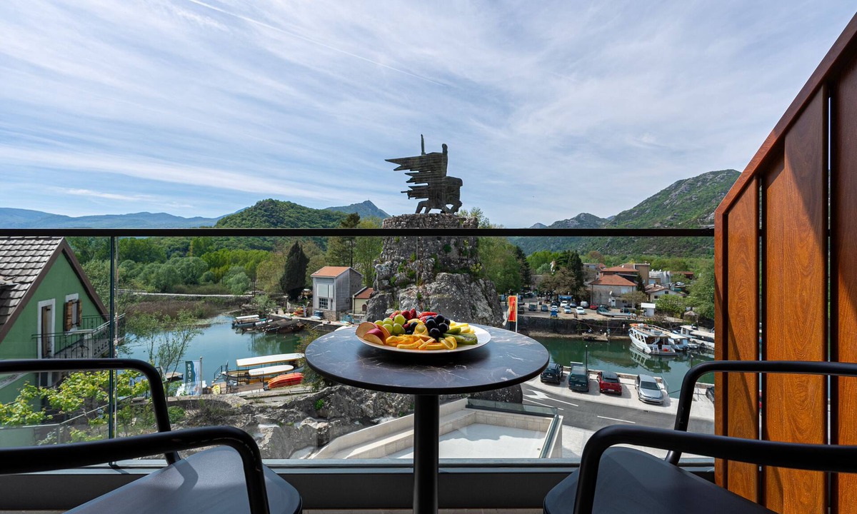 Virpazar Hotel | Hotel De Andros Virpazar