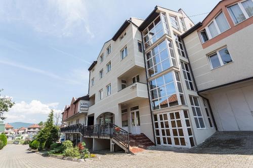 Bijelo Polje Hotel | Hotel Dominus