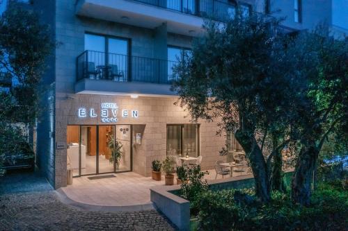 Petrovac Hotel | Hotel Eleven