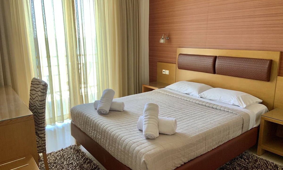 Kalamata Hotel | Hotel Flisvos
