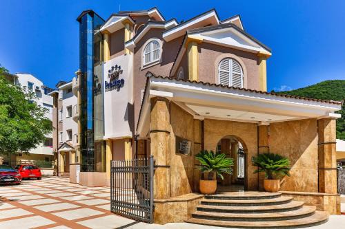 Lazi Hotel | Hotel Max Prestige