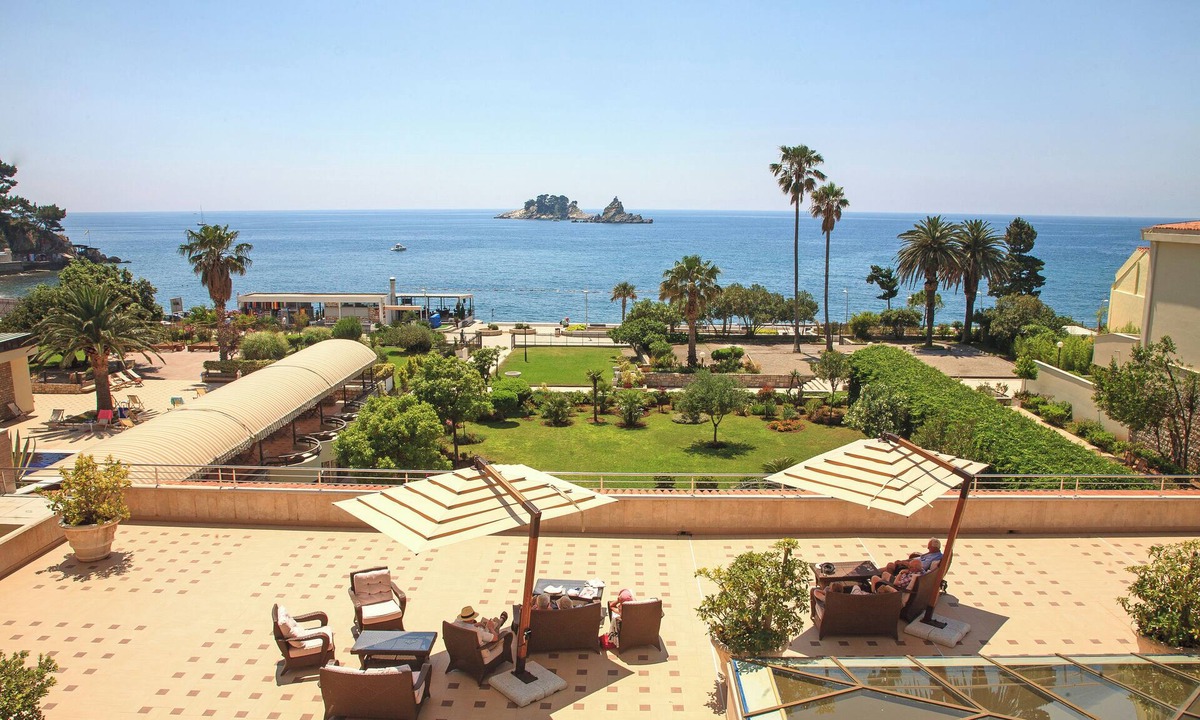 Petrovac Hotel | Hotel Palas