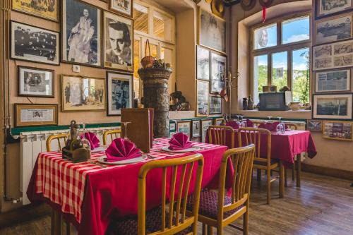 Virpazar Hotel | Hotel Pelikan