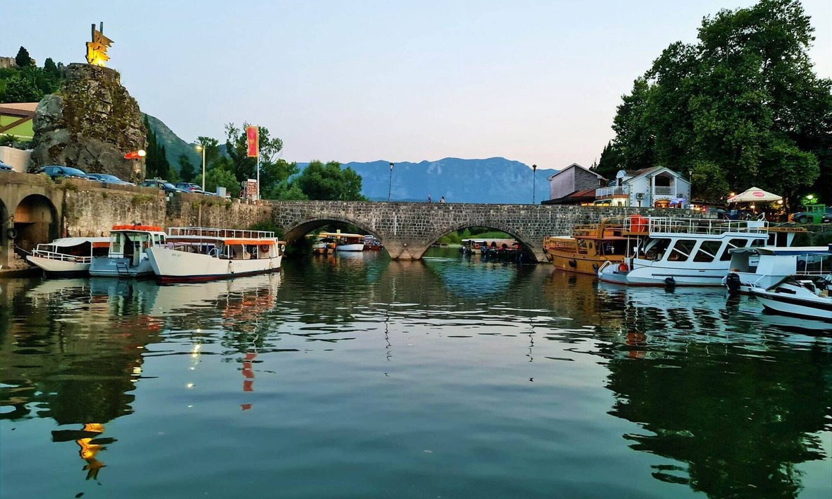 Virpazar Hotel | Hotel Pelikan