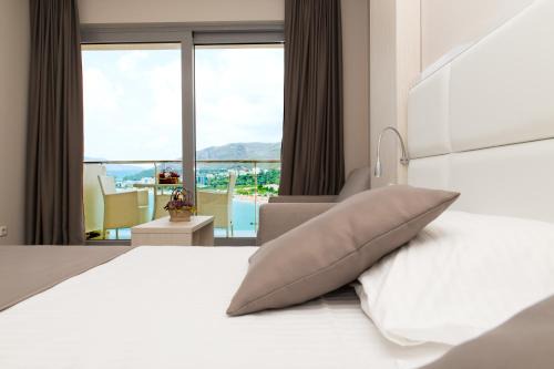 Rafajlovici Hotel | Hotel Ponta Nova