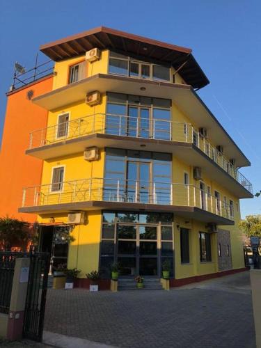 Velipoje Hotel | Hotel PRINC