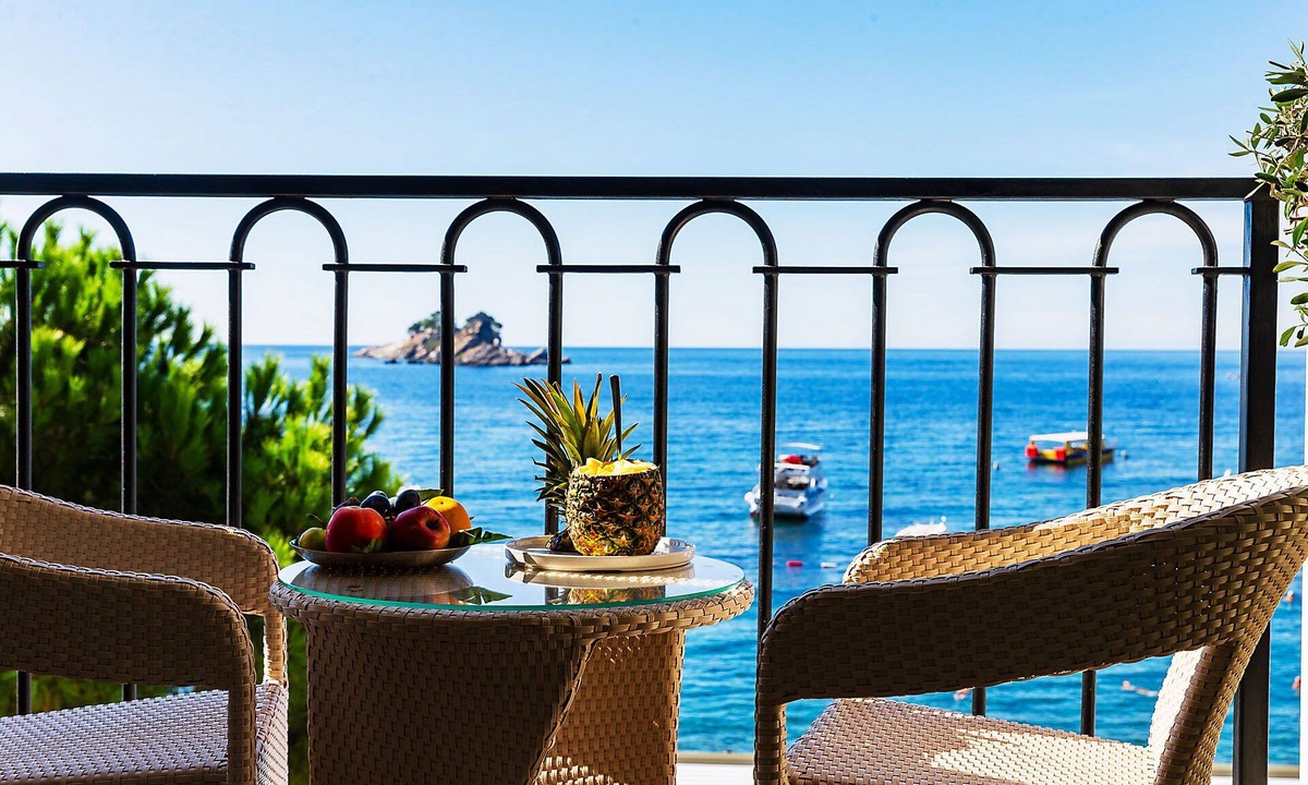 Petrovac Hotel | Hotel Riva by Aycon
