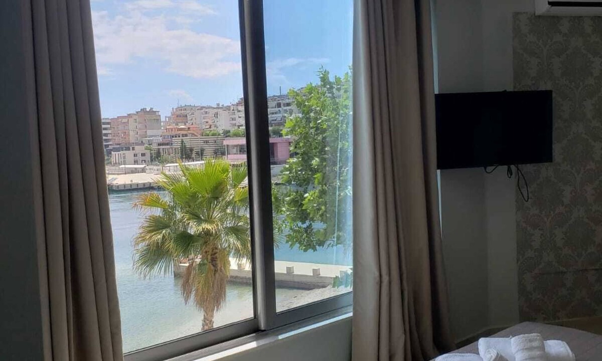 Sarande Hotel | Hotel Royal Saranda