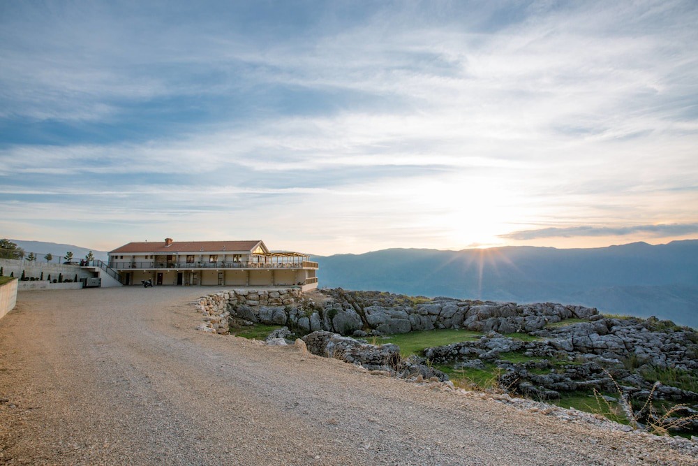 Danilovgrad Hotel | Hotel Sokoline
