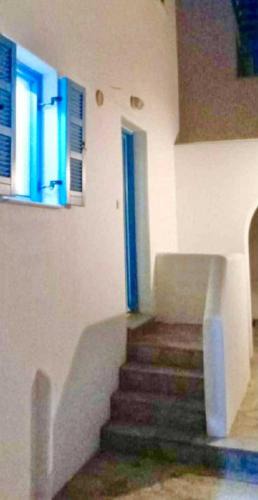 Aliki House | HOUSE 3Bedroom Maisonette ΕΞΟΧΙΚΟ Alyki PAROS 50m from BEACH ideal for families