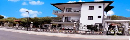 Vourvourou Apartment | House Anna Houhlia