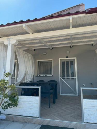 Maroneia-Sapes Apartment | Imeros house