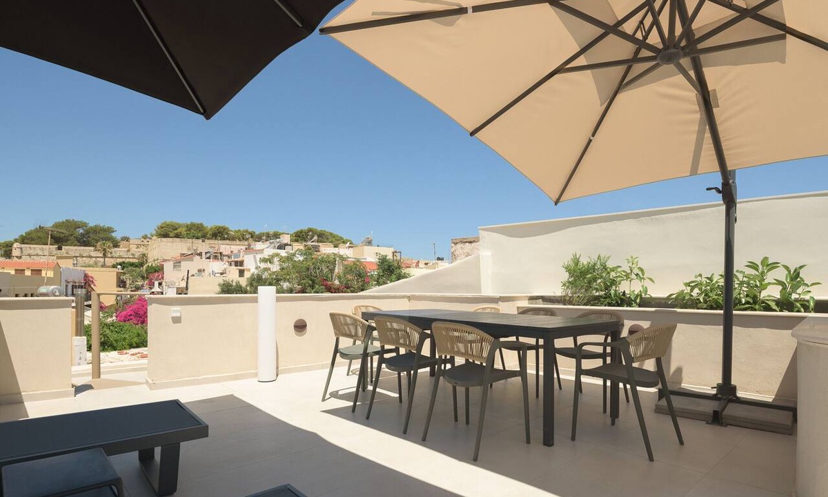 Old Town Rethymnon Apartment | Infinity Suites 2, By Hellocrete