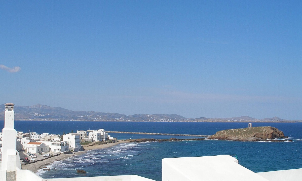 Naxos Town Apartment | innaxos city central studio