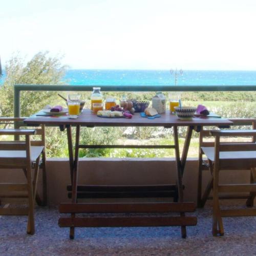 Nea Makri Apartment | Irini's sea view cozy apartment