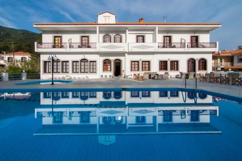 Agios Konstantinos Hotel | Iro's Residence