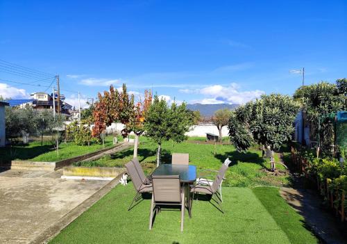Choristi Apartment | Jennys Vintage Studio - Motorcycle Friendly