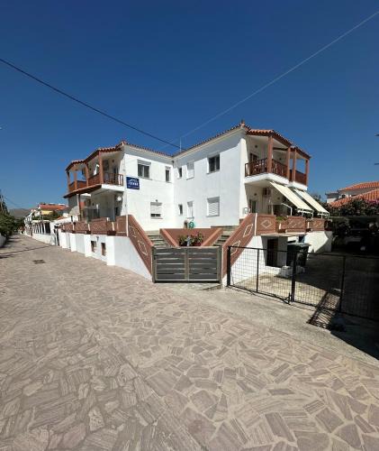 Skala Eresou Hotel | Joanna Rooms