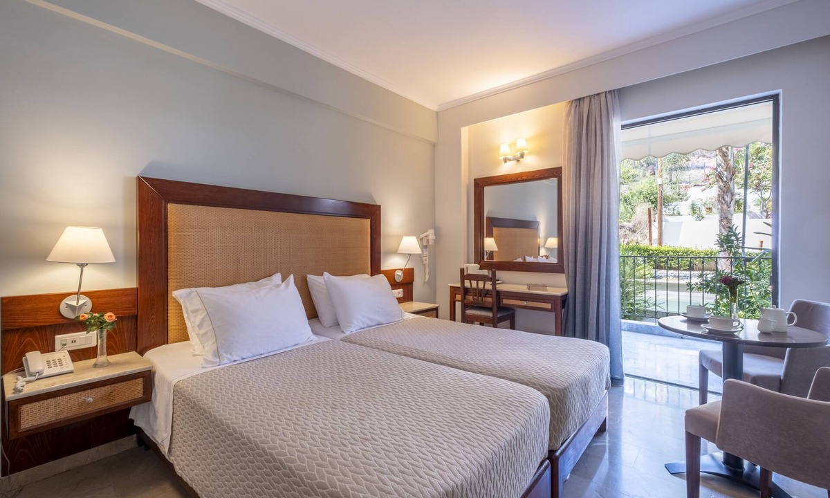 Tolo Hotel | John & George