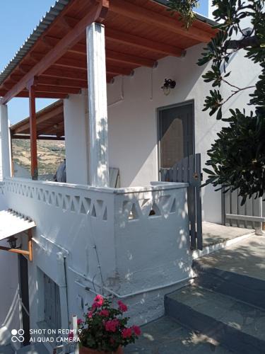 Skyros Town House | Just another