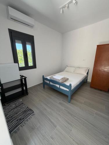 Mirties Hotel | Kaloniki Rooms & Suites