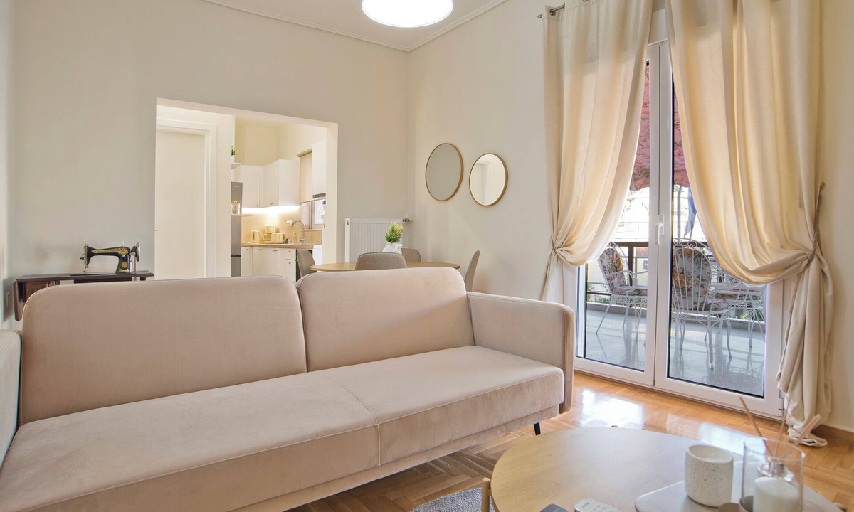 Neos Kosmos Apartment | Kary's Acropolis View Luxury 2BR, 2 BA, Jacuzzi