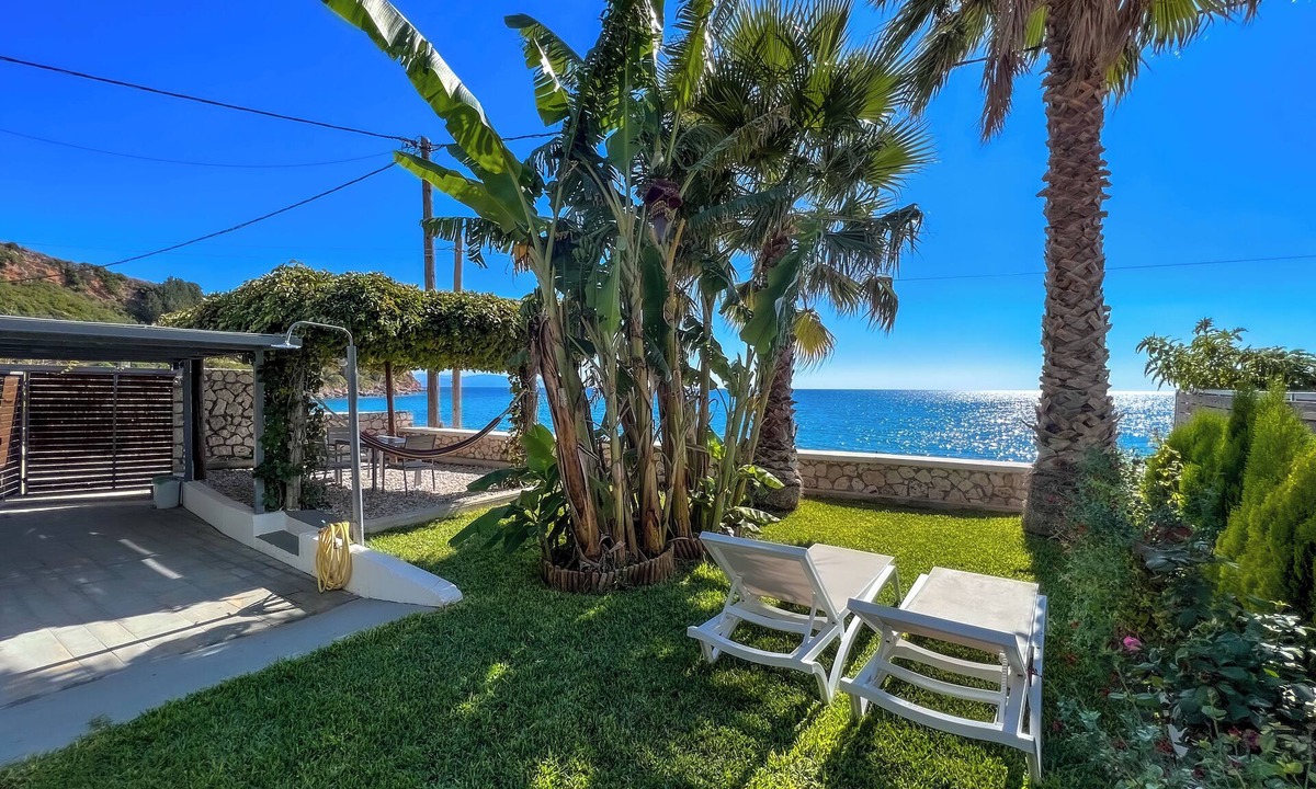 Mousata House | Katerina Mare - 5 steps from the beach