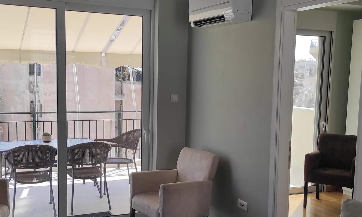 Pasalimani Apartment | Katia's sunny penthouse apartment