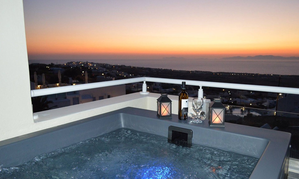 Finikia Hotel | Kiklamino Sunset Suites