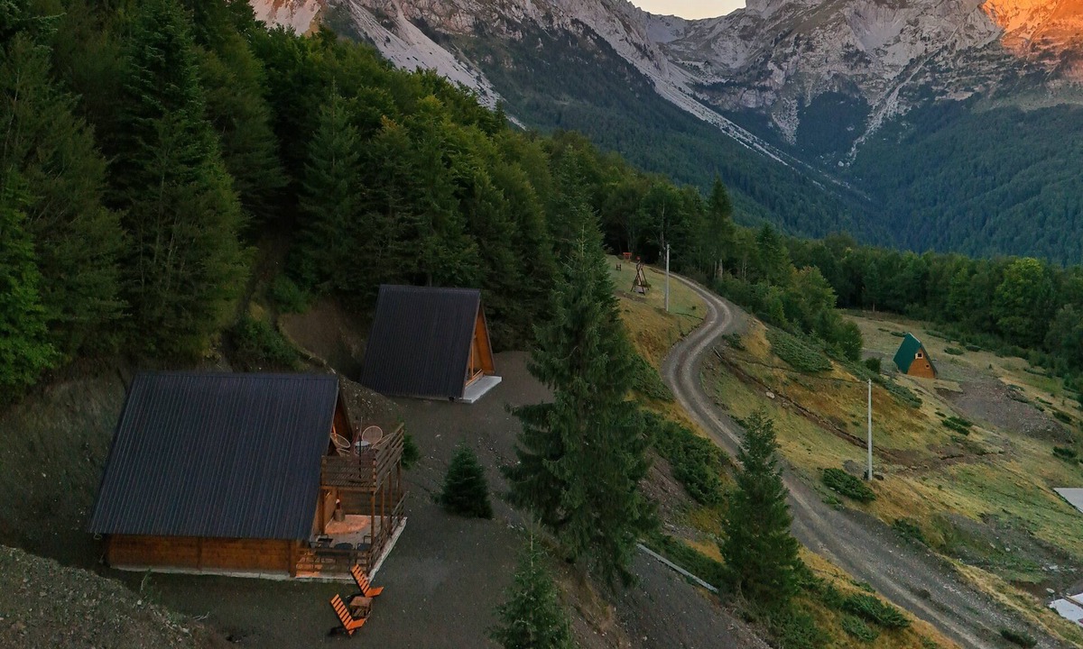Montenegro Cabin | Komovi Luxury House Montenegro – Mountain Cabin with Views