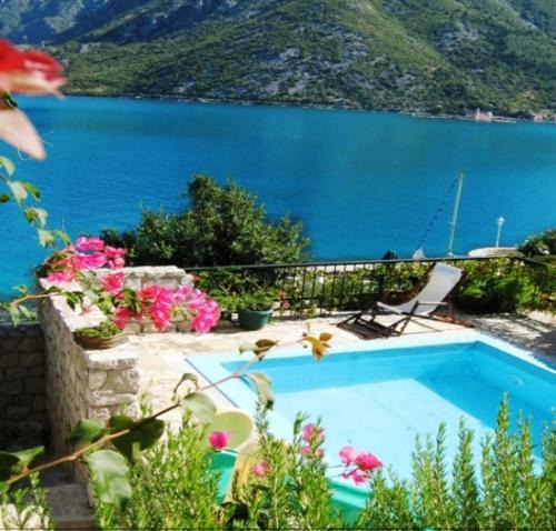 Donja Kostanjica Villa | Kotor Bay Three Bedroom Villa with Private Pool
