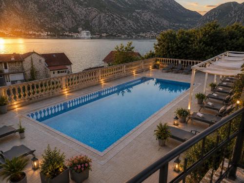 Muo Apartment | Kotor Bay View Residence with Pool