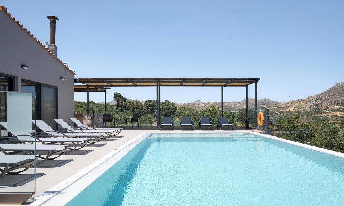 Agios Vasileios Villa | Kourtaliotis Villa Crete