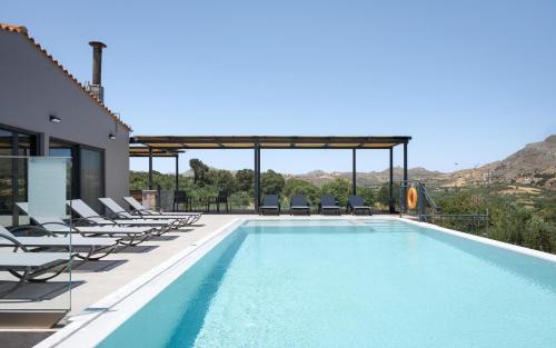 Agios Vasileios Villa | Kourtaliotis Villa Crete