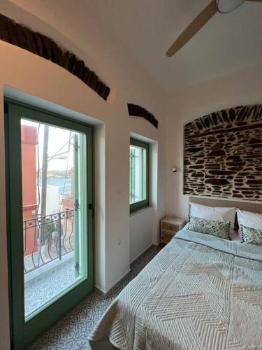 Ano Siros Apartment | La Casa Verde