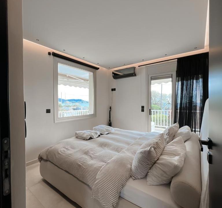 Lagonissi Apartment | Lagonisi Luxury apartment 2 by the sea