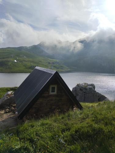 Kolasin Municipality Ski Chalet | Lake house Draskovici