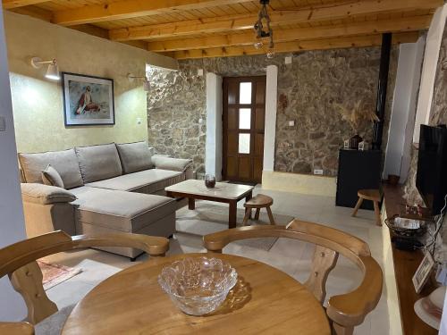 Dodosi Apartment | Lake Point Dodoši