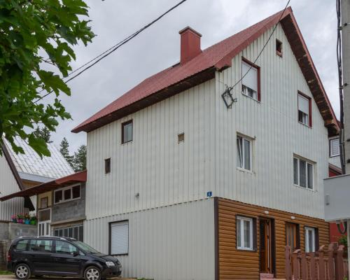 Zabljak House | Lara Rooms