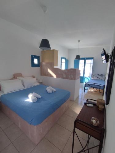 Aegiali Apartment | Levante Studios 3