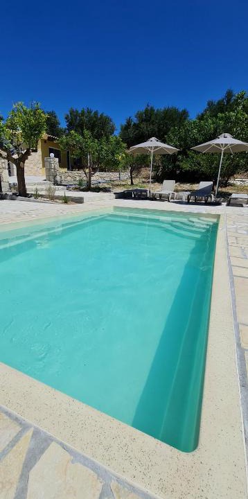 Vlachiana Villa | Lithines Villa - heated pool