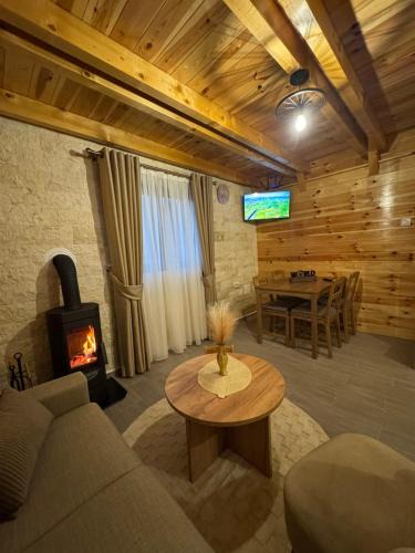 Zabljak Ski Chalet | Little Break Cottage
