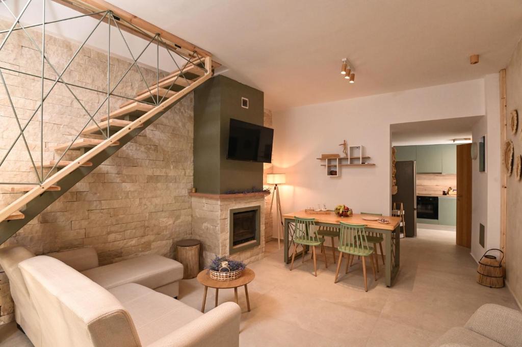 Episkopi House | Little escape