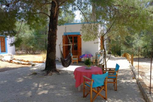 Panormos House | little house in forest